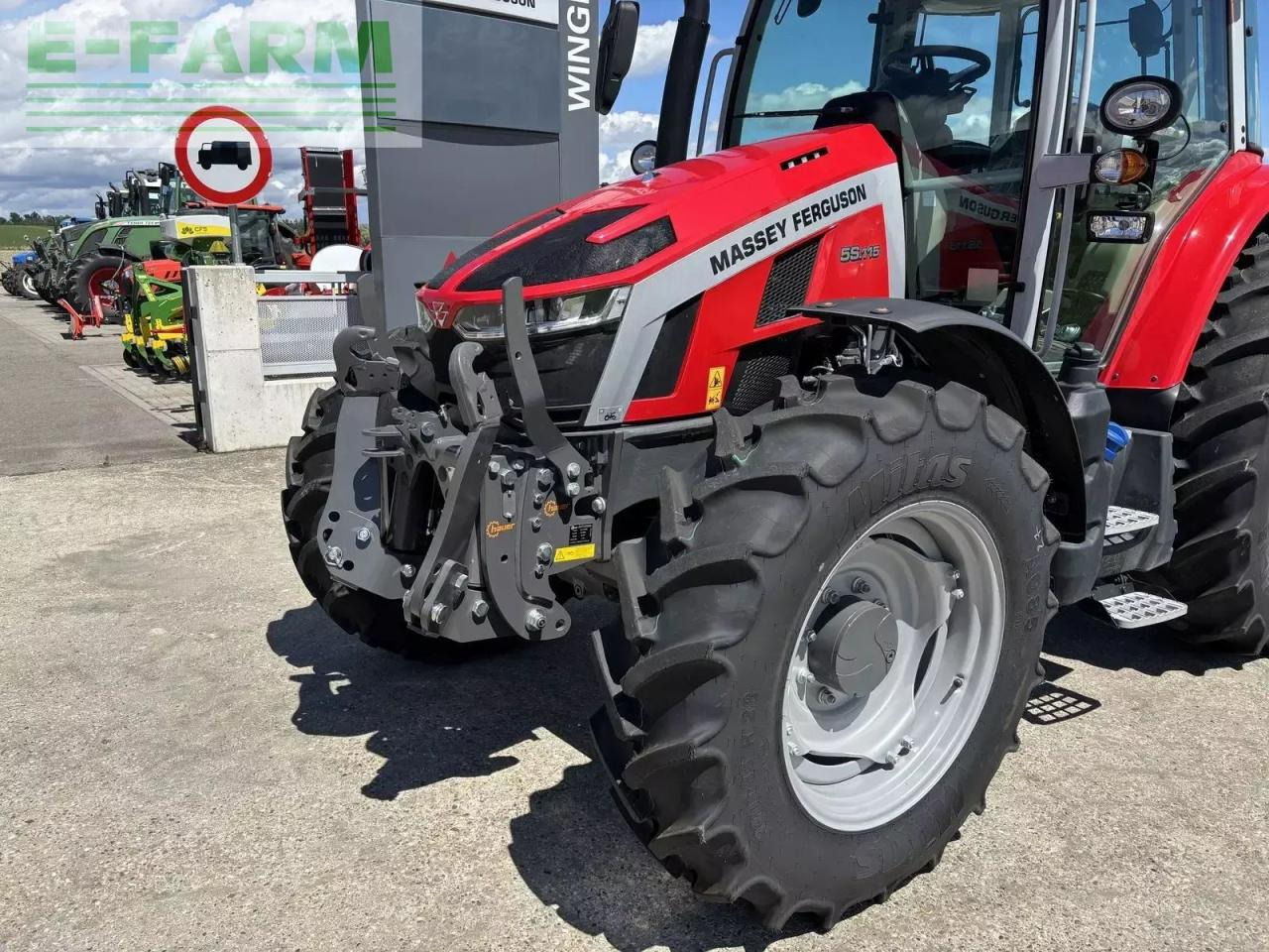 Massey Ferguson mf 5s.115 dyna-6 efficient Efficient - Tractor: foto 3 Massey Ferguson mf 5s.115 dyna-6 efficient Efficient - Tractor: foto 3