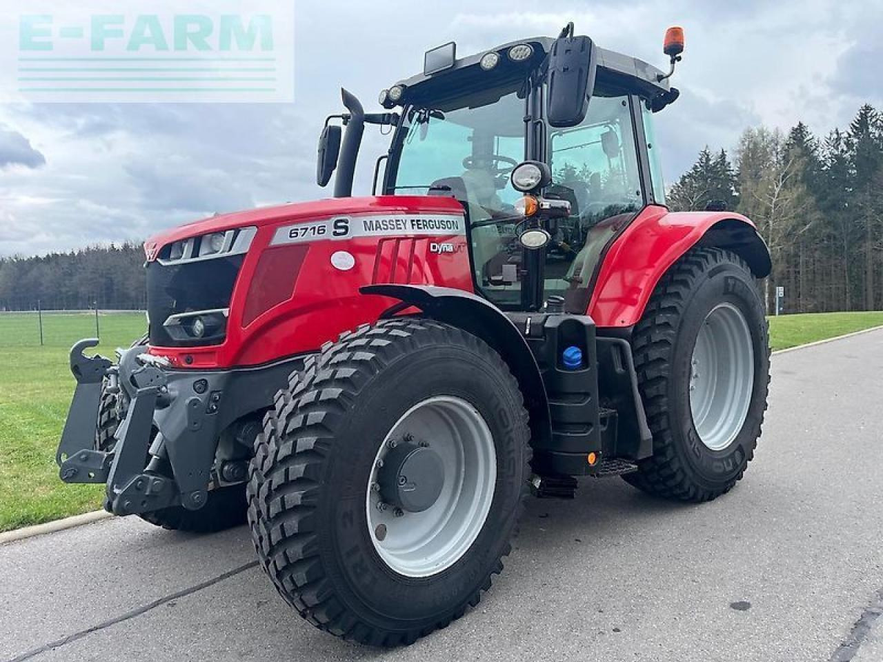 Massey Ferguson mf 6716 s dyna-vt efficient Efficient - Tractor: foto 1 Massey Ferguson mf 6716 s dyna-vt efficient Efficient - Tractor: foto 1