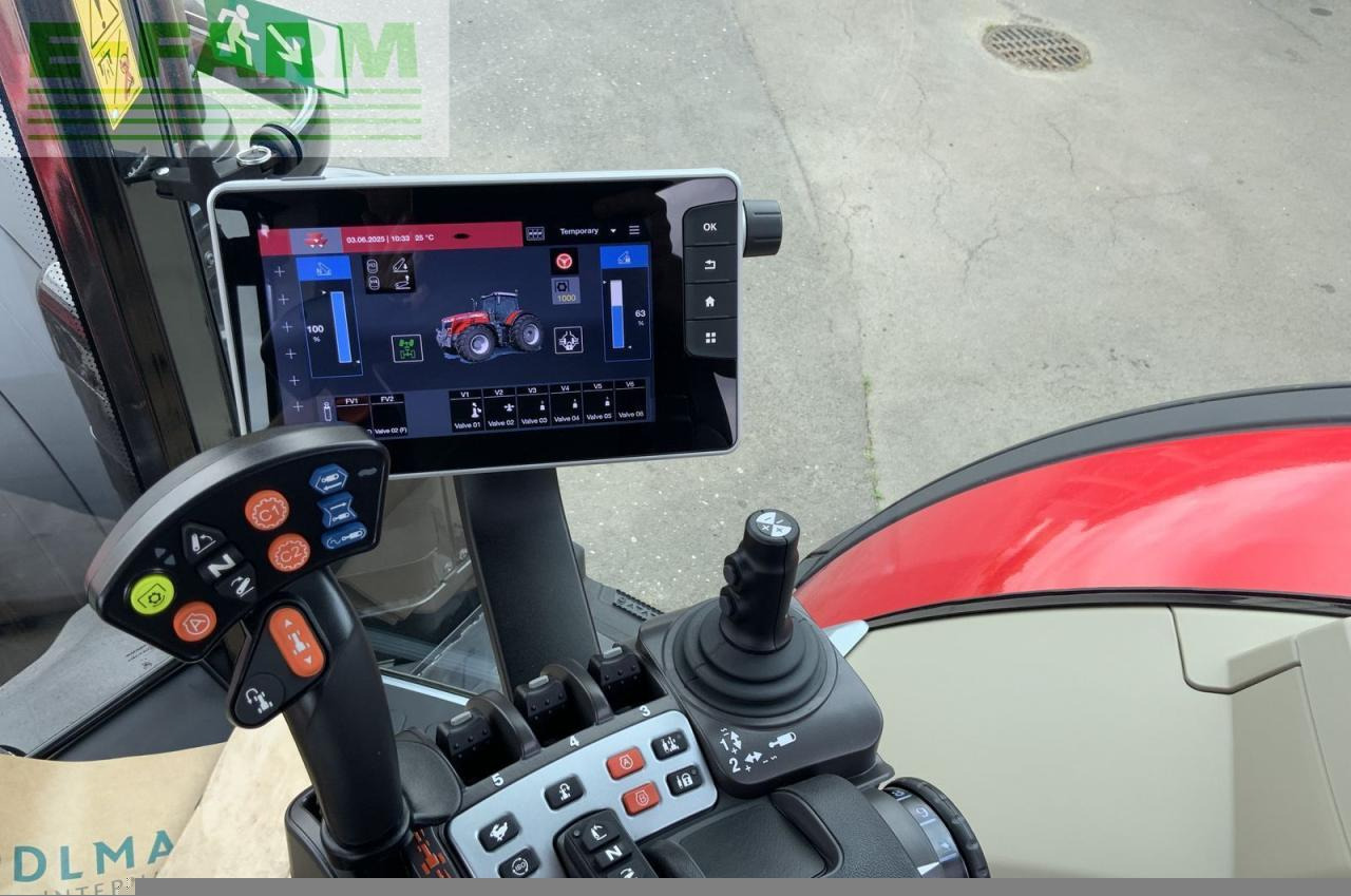 Tractor Massey Ferguson mf 8740 s exclusive (stage v): foto 16