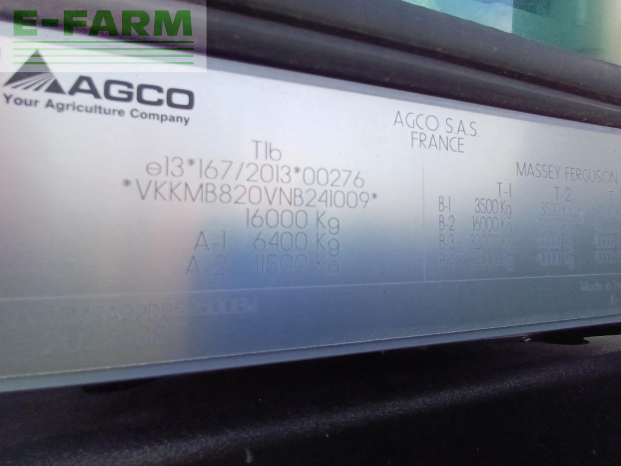 Massey Ferguson mf 8s.225 - Tractor: foto 2 Massey Ferguson mf 8s.225 - Tractor: foto 2