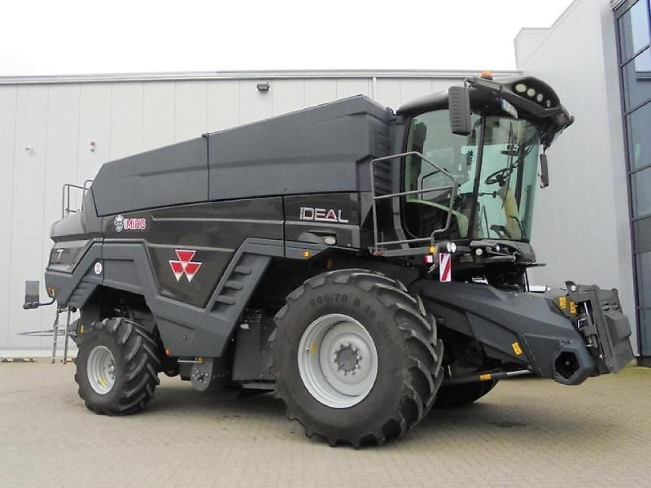 Massey Ferguson mxmfideal7 - Cosechadora de granos: foto 1 Massey Ferguson mxmfideal7 - Cosechadora de granos: foto 1
