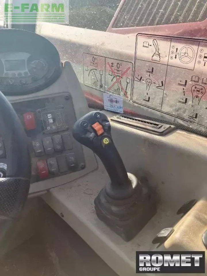 Massey Ferguson th7038 - Manipulador telescópico: foto 4 Massey Ferguson th7038 - Manipulador telescópico: foto 4