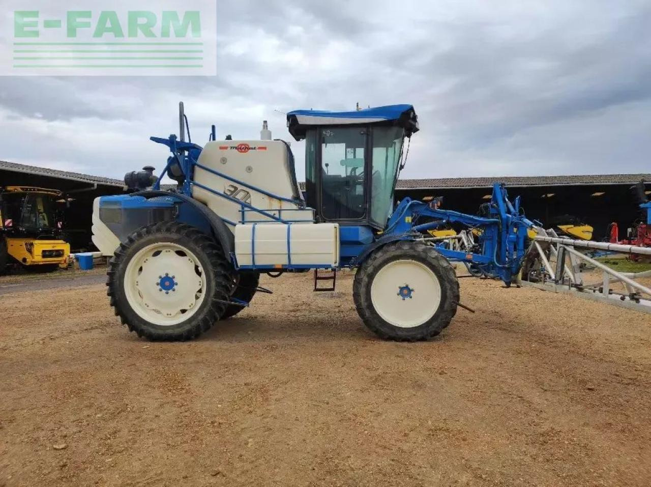 Matrot hellios ii m24 - Pulverizador arrastrado: foto 1 Matrot hellios ii m24 - Pulverizador arrastrado: foto 1