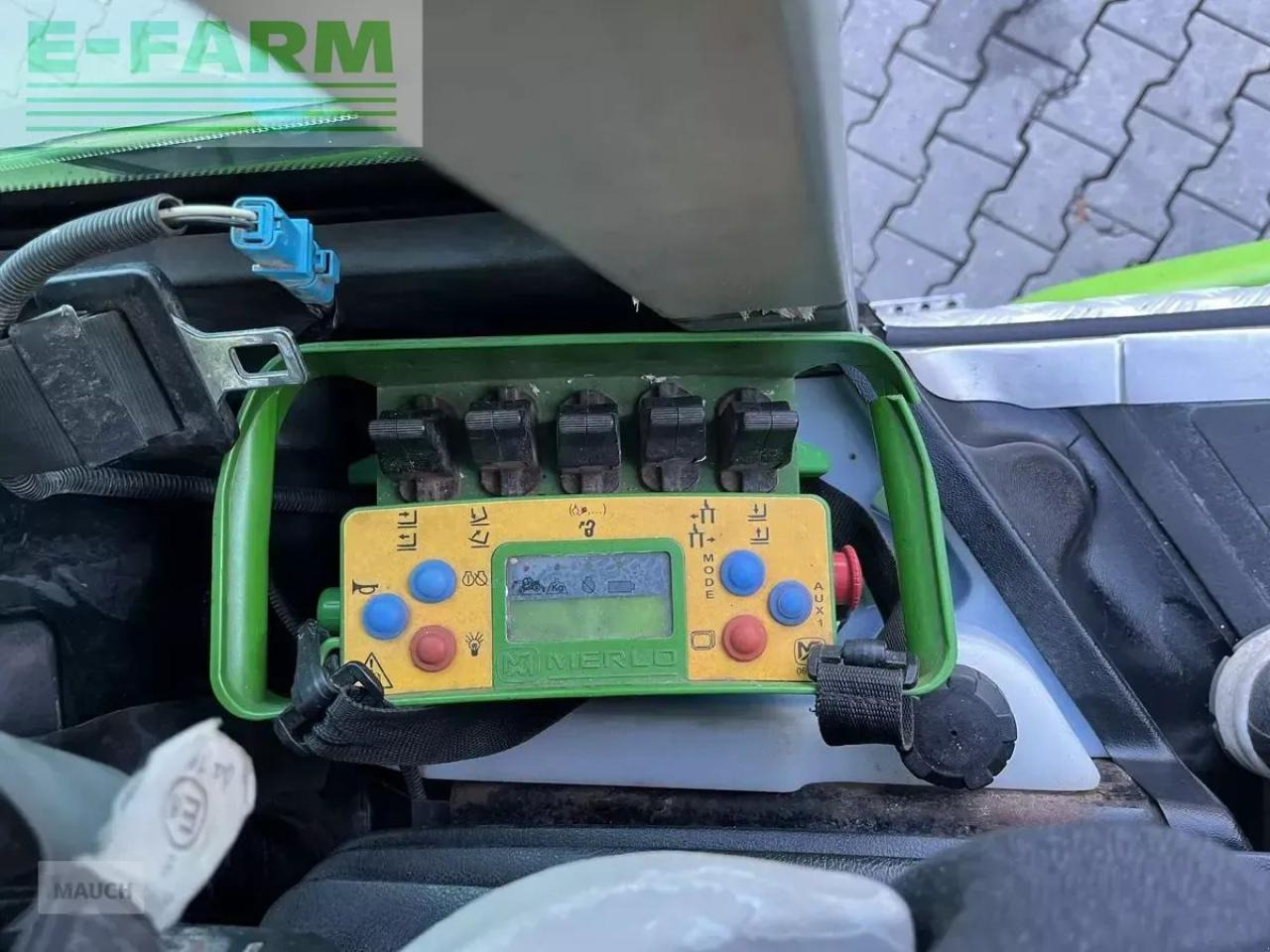 Manipulador telescópico Merlo roto 45.21 mcss mit funksteuerung: foto 21
