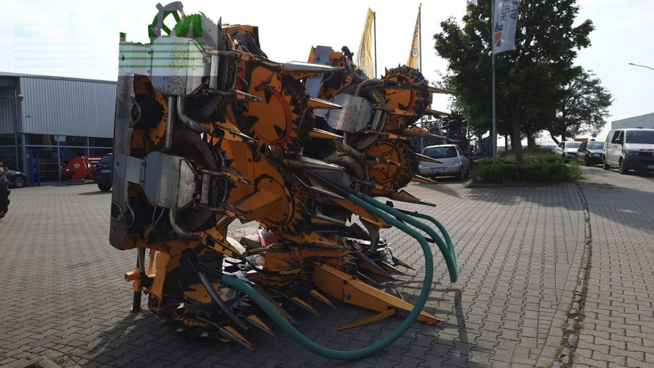 New Holland 90 sfi / kemper maisgebiss 390 - Accesorios para cosechadoras de forraje: foto 4 New Holland 90 sfi / kemper maisgebiss 390 - Accesorios para cosechadoras de forraje: foto 4