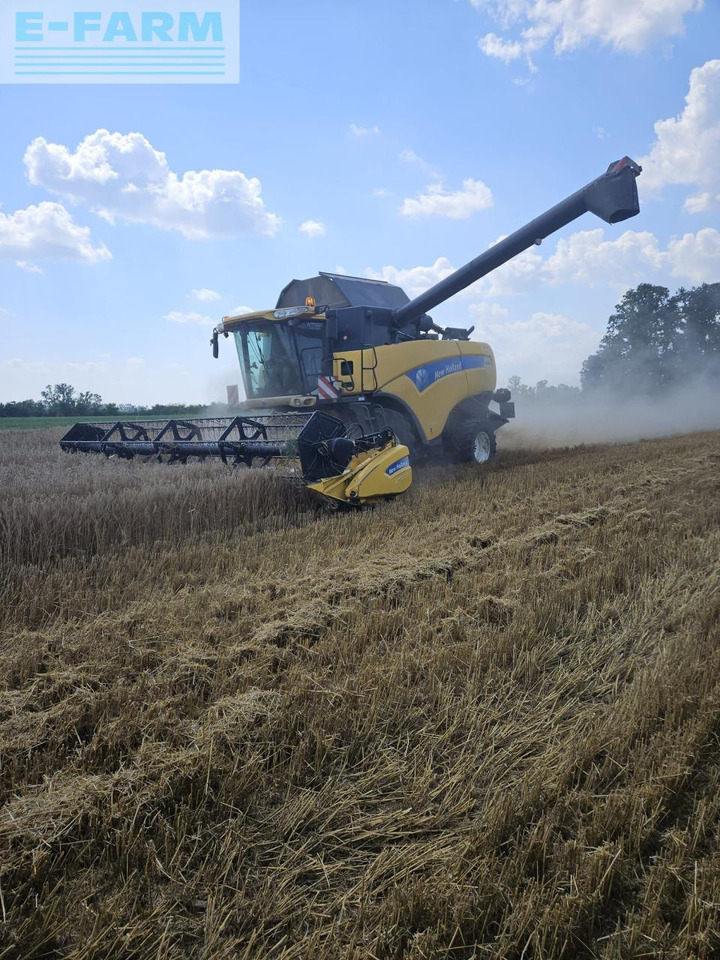 New Holland CX 860 - Cosechadora de granos: foto 1 New Holland CX 860 - Cosechadora de granos: foto 1