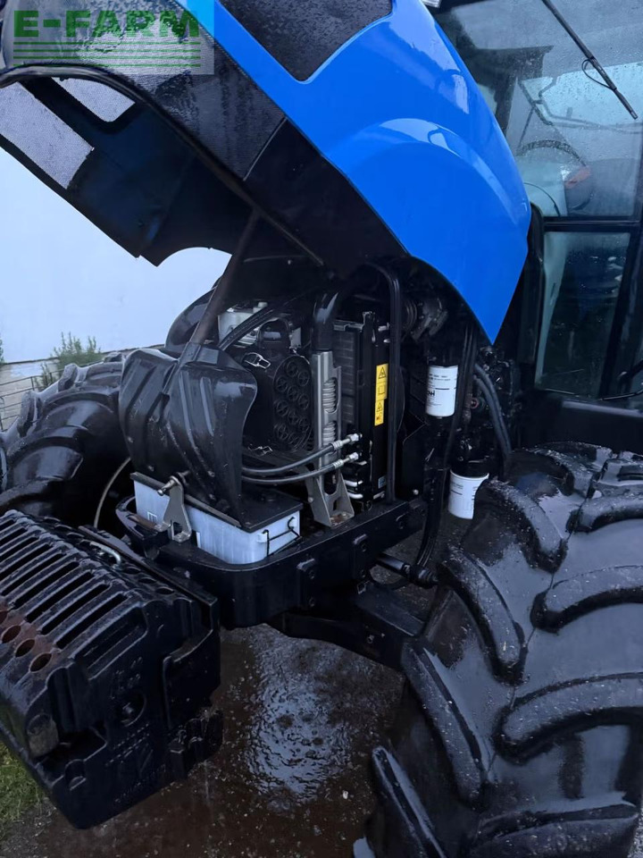 Tractor New Holland T5060: foto 8 Tractor New Holland T5060: foto 8