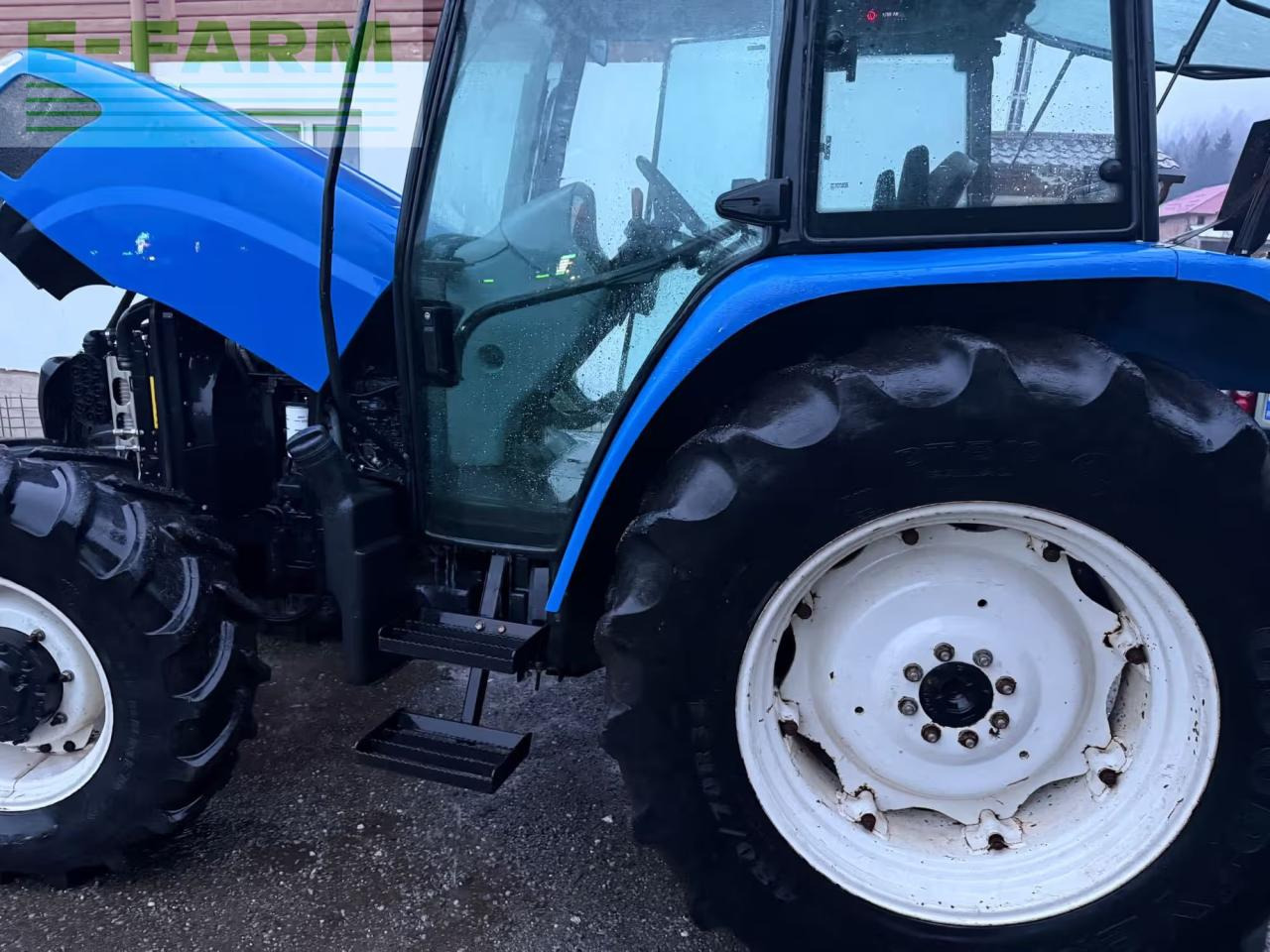 Tractor New Holland T5060: foto 19 Tractor New Holland T5060: foto 19