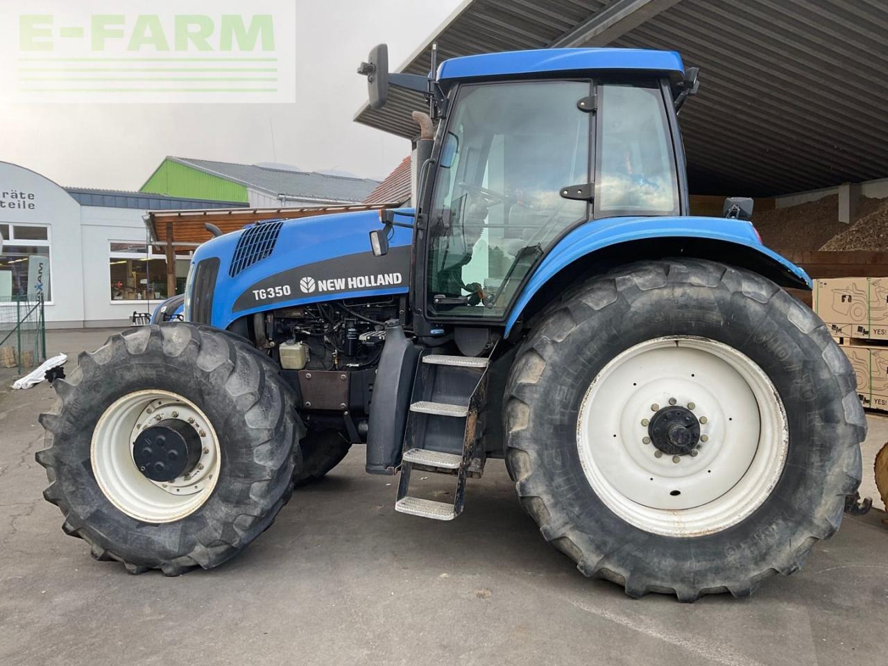 New Holland TG 285 - Tractor: foto 2 New Holland TG 285 - Tractor: foto 2