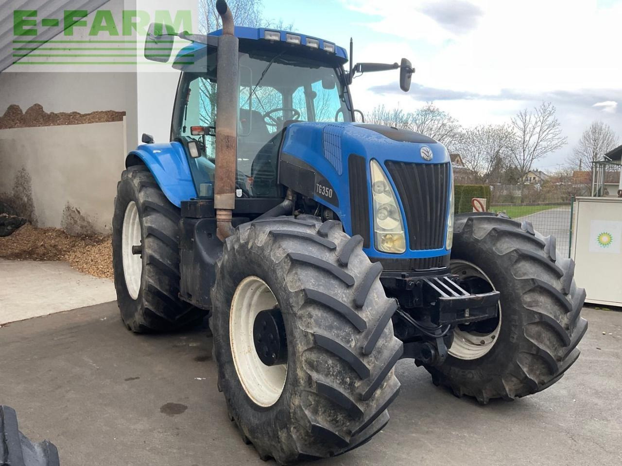 New Holland TG 285 - Tractor: foto 4 New Holland TG 285 - Tractor: foto 4