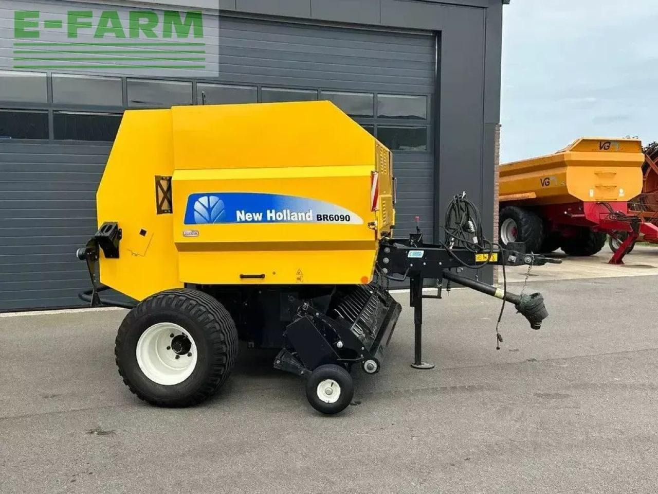 New Holland br6090 balenpers - Empacadora de pacas cuadradas: foto 2 New Holland br6090 balenpers - Empacadora de pacas cuadradas: foto 2