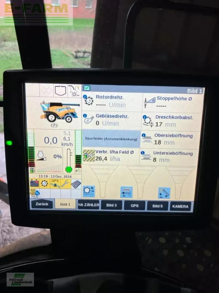 New Holland cr 8.80 - Cosechadora de granos: foto 4 New Holland cr 8.80 - Cosechadora de granos: foto 4