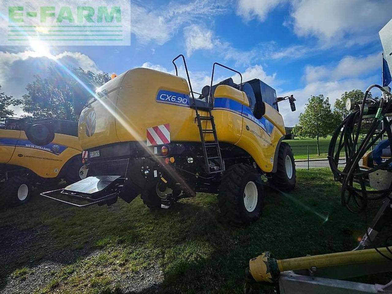 New Holland cx 6.90 mit ultraflowtrommel !!! - Cosechadora de granos: foto 3 New Holland cx 6.90 mit ultraflowtrommel !!! - Cosechadora de granos: foto 3