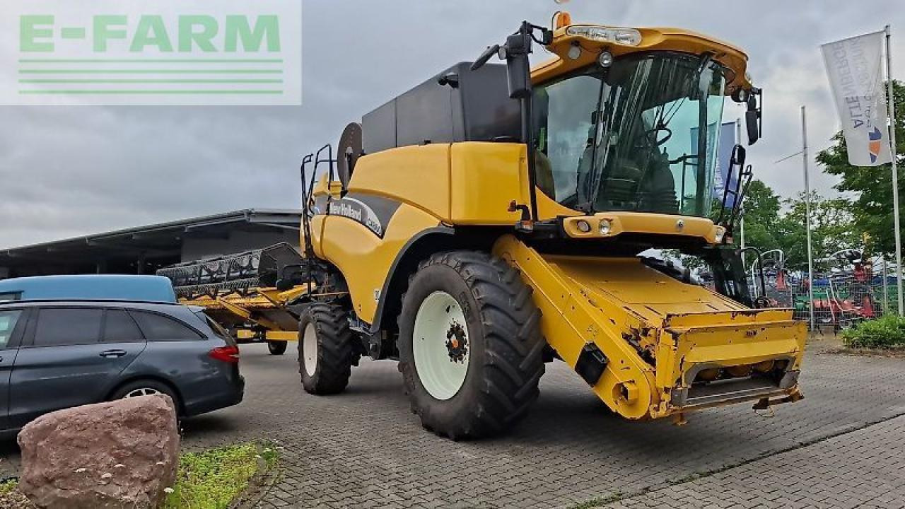 New Holland cx 860 / cx860 4x4 allrad - Cosechadora de granos: foto 3 New Holland cx 860 / cx860 4x4 allrad - Cosechadora de granos: foto 3
