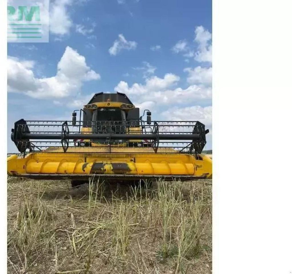 New Holland cx5090 - Cosechadora de granos: foto 1 New Holland cx5090 - Cosechadora de granos: foto 1