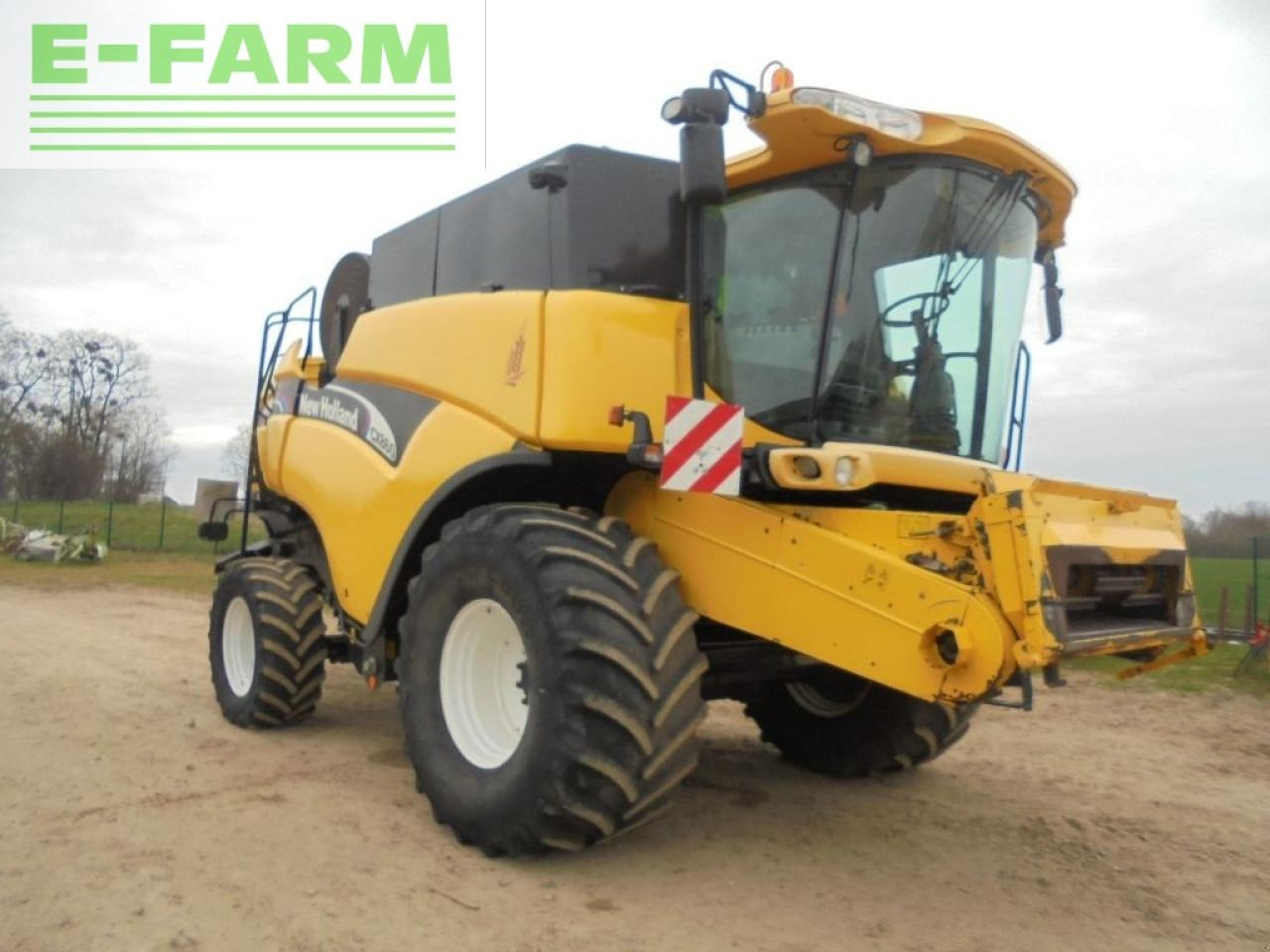 New Holland cx860sl - Cosechadora de granos: foto 4 New Holland cx860sl - Cosechadora de granos: foto 4