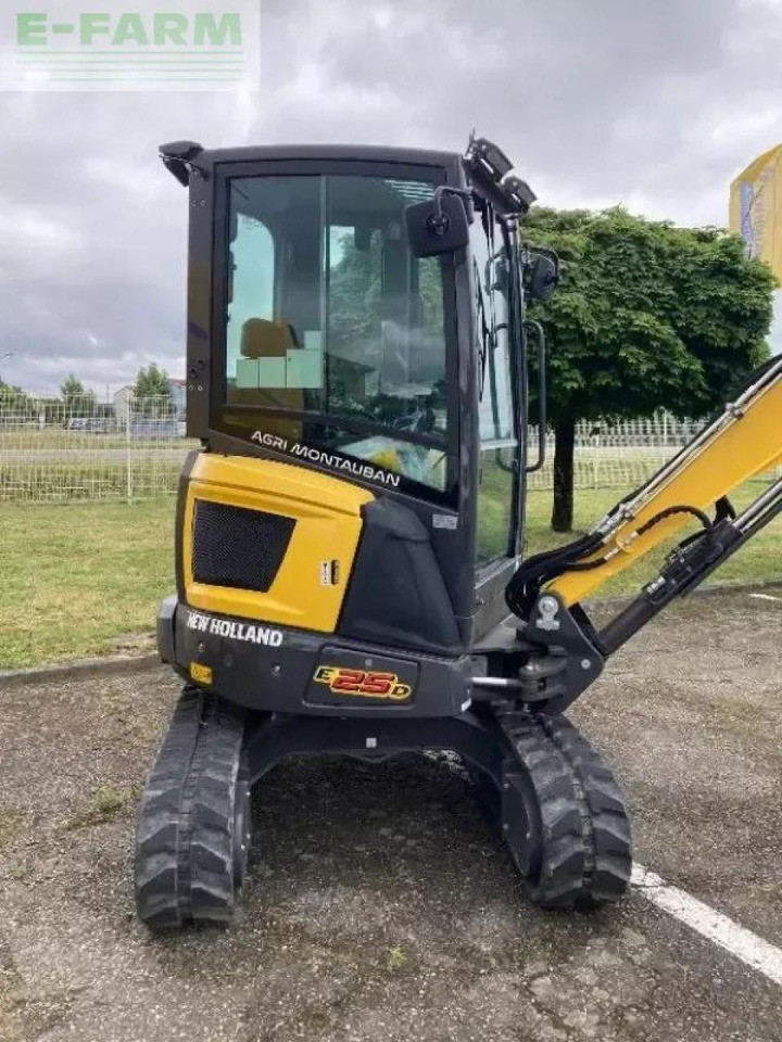 New Holland e 25 d - Miniexcavadora: foto 3 New Holland e 25 d - Miniexcavadora: foto 3
