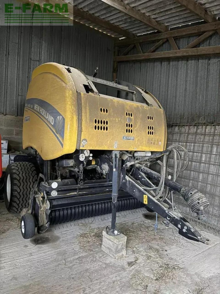 New Holland roll belt 180 - Empacadora de pacas cuadradas: foto 3 New Holland roll belt 180 - Empacadora de pacas cuadradas: foto 3