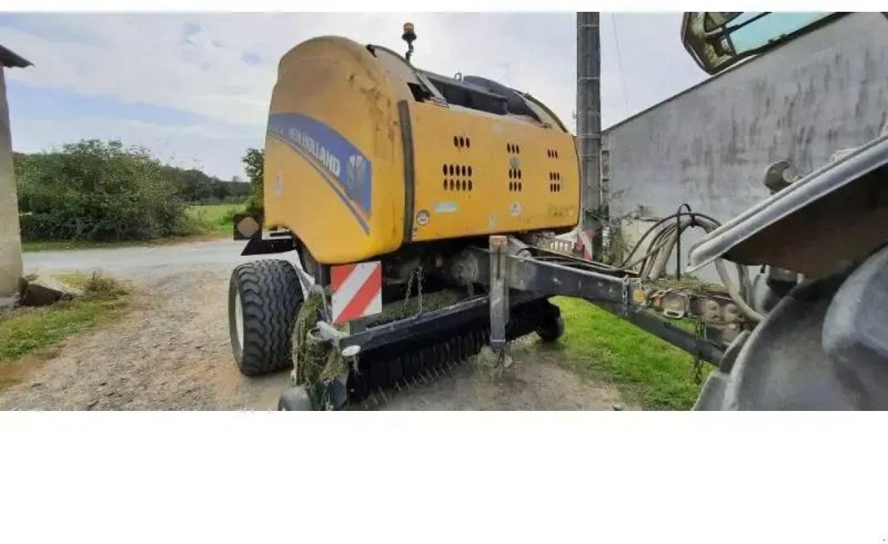 New Holland roll-belt180 - Empacadora de pacas cuadradas: foto 1 New Holland roll-belt180 - Empacadora de pacas cuadradas: foto 1
