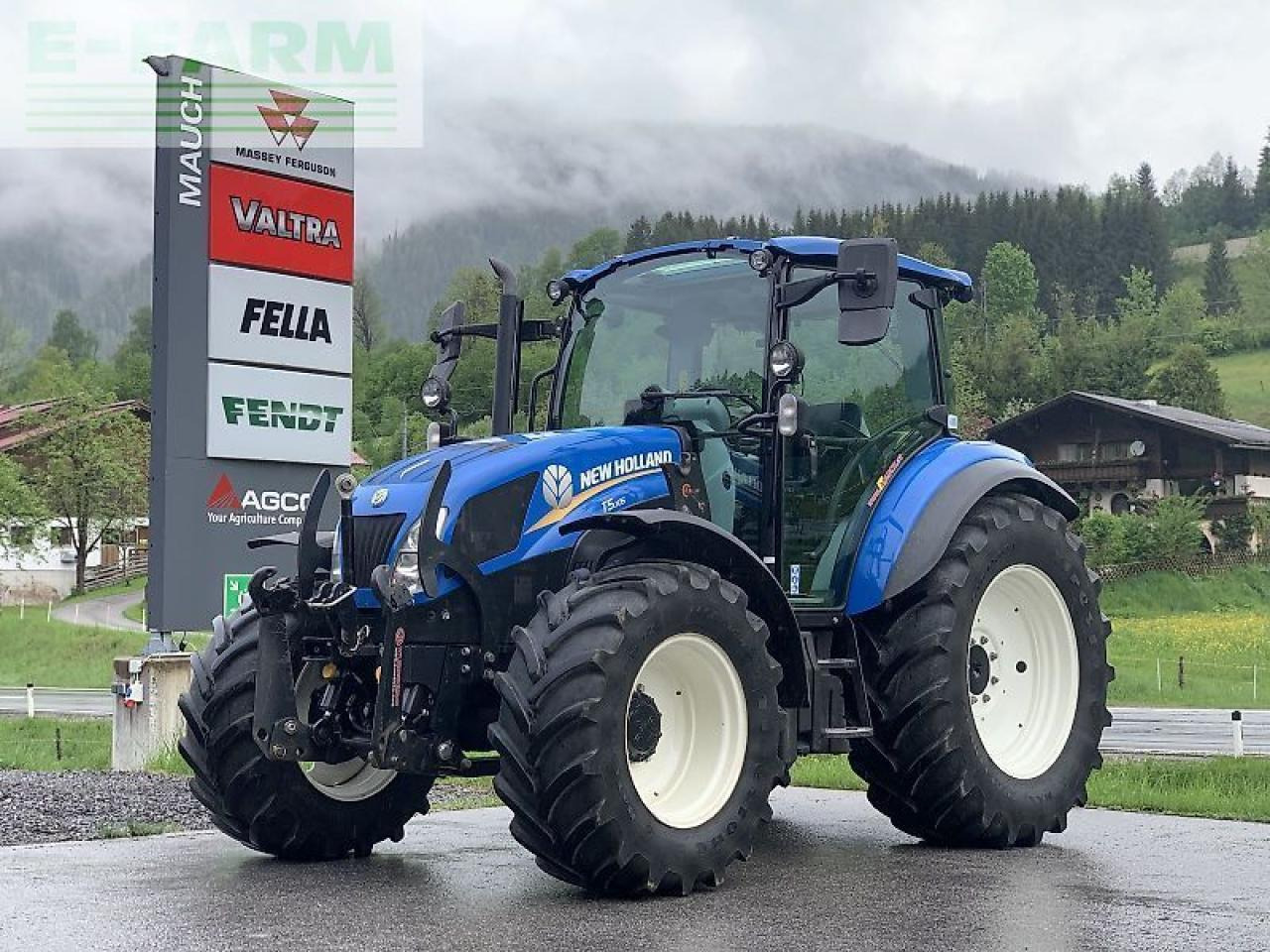 New Holland t 5.105 - Tractor: foto 1 New Holland t 5.105 - Tractor: foto 1