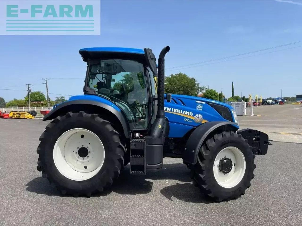 New Holland t 6.155 - Tractor: foto 5 New Holland t 6.155 - Tractor: foto 5