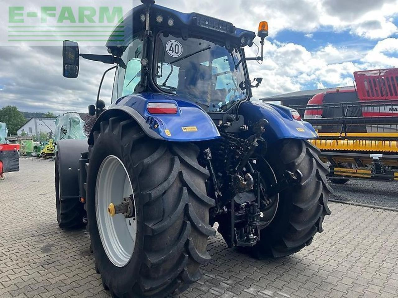 New Holland t 7.225 ac - Tractor: foto 4 New Holland t 7.225 ac - Tractor: foto 4