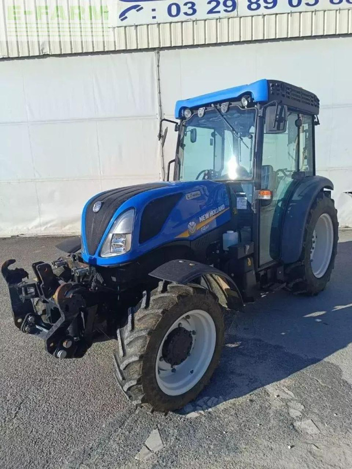 New Holland t4.80 f F - Tractor: foto 1 New Holland t4.80 f F - Tractor: foto 1