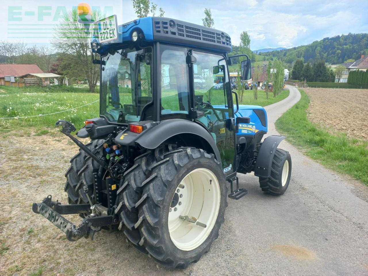 New Holland t4.80 v V - Tractor: foto 3 New Holland t4.80 v V - Tractor: foto 3