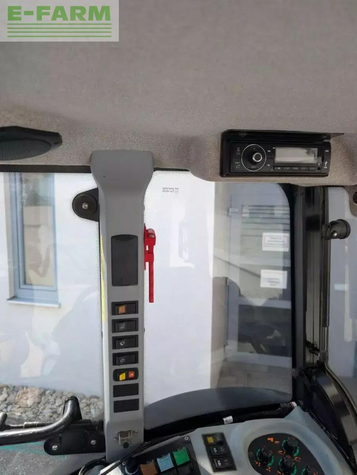 Tractor New Holland t4.90 f F: foto 10