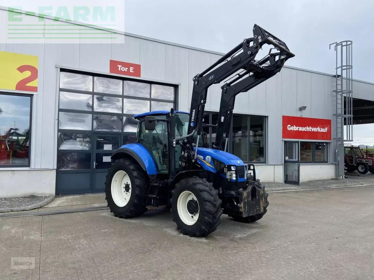 New Holland t5.105 electro command - Tractor: foto 5 New Holland t5.105 electro command - Tractor: foto 5