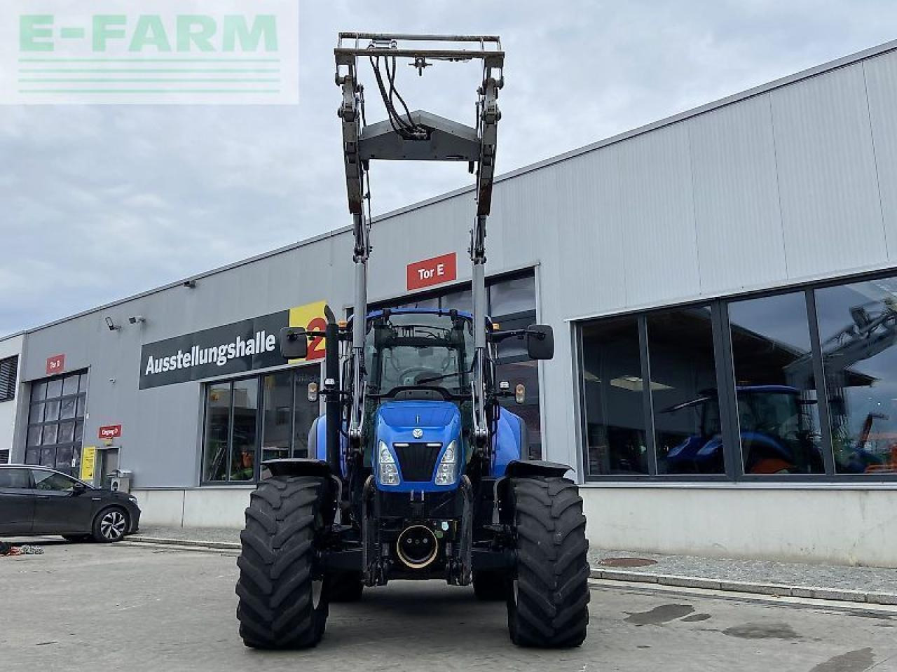 New Holland t5.105 electro command - Tractor: foto 4 New Holland t5.105 electro command - Tractor: foto 4