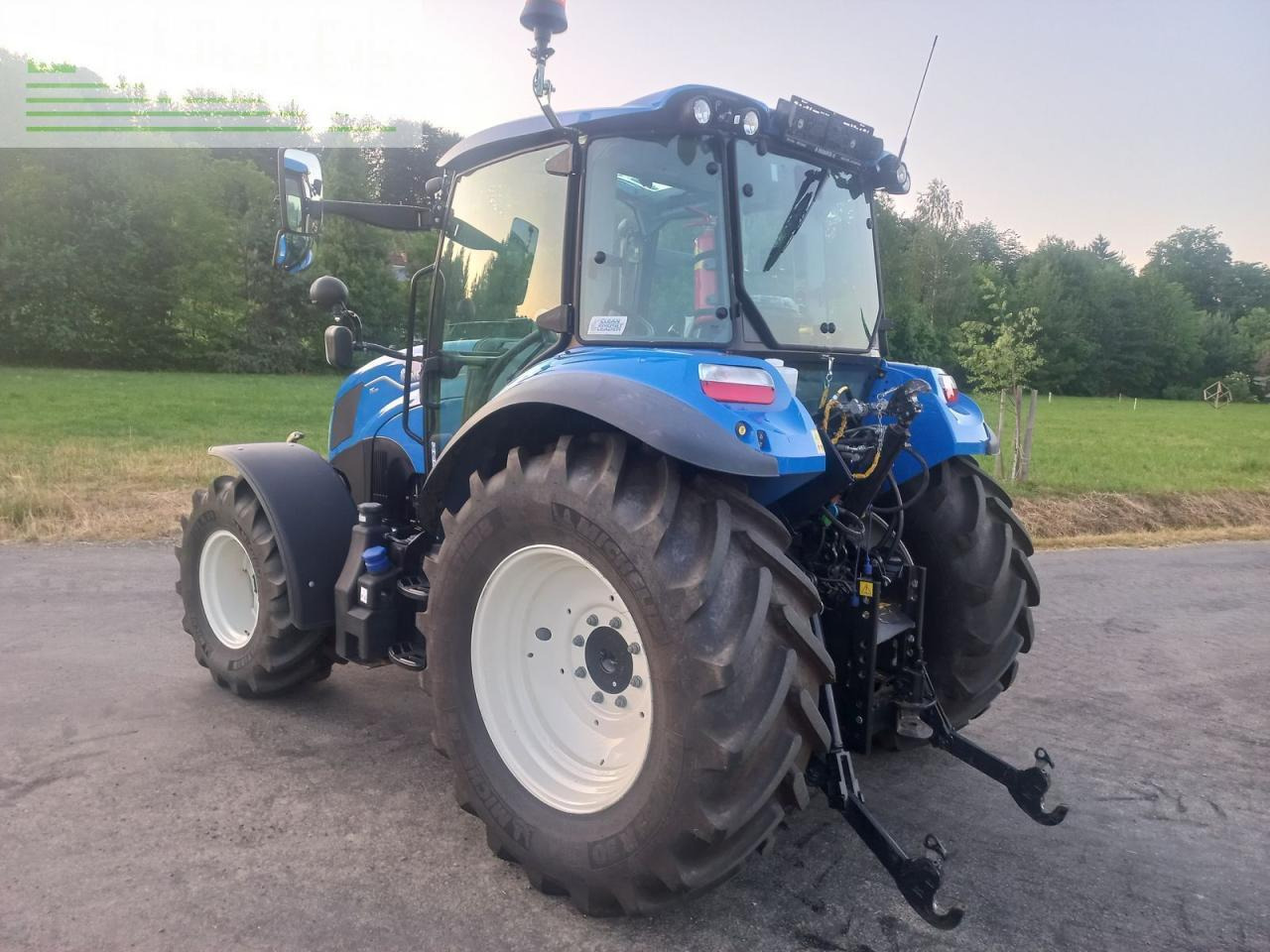 New Holland t5.110 dual command - Tractor: foto 5 New Holland t5.110 dual command - Tractor: foto 5
