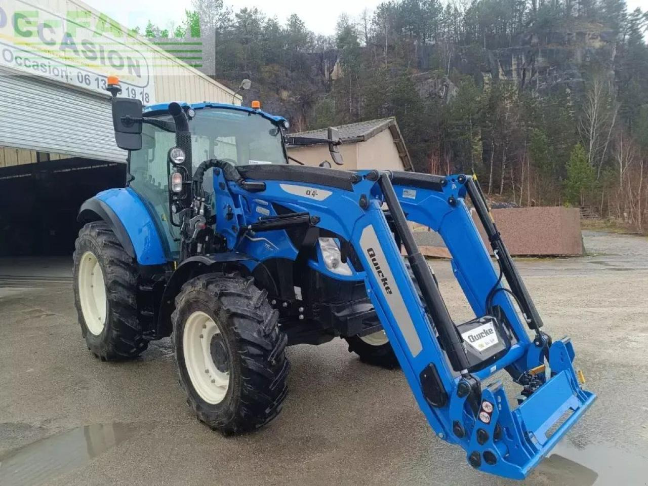 New Holland t5 110 electro - Tractor: foto 3 New Holland t5 110 electro - Tractor: foto 3