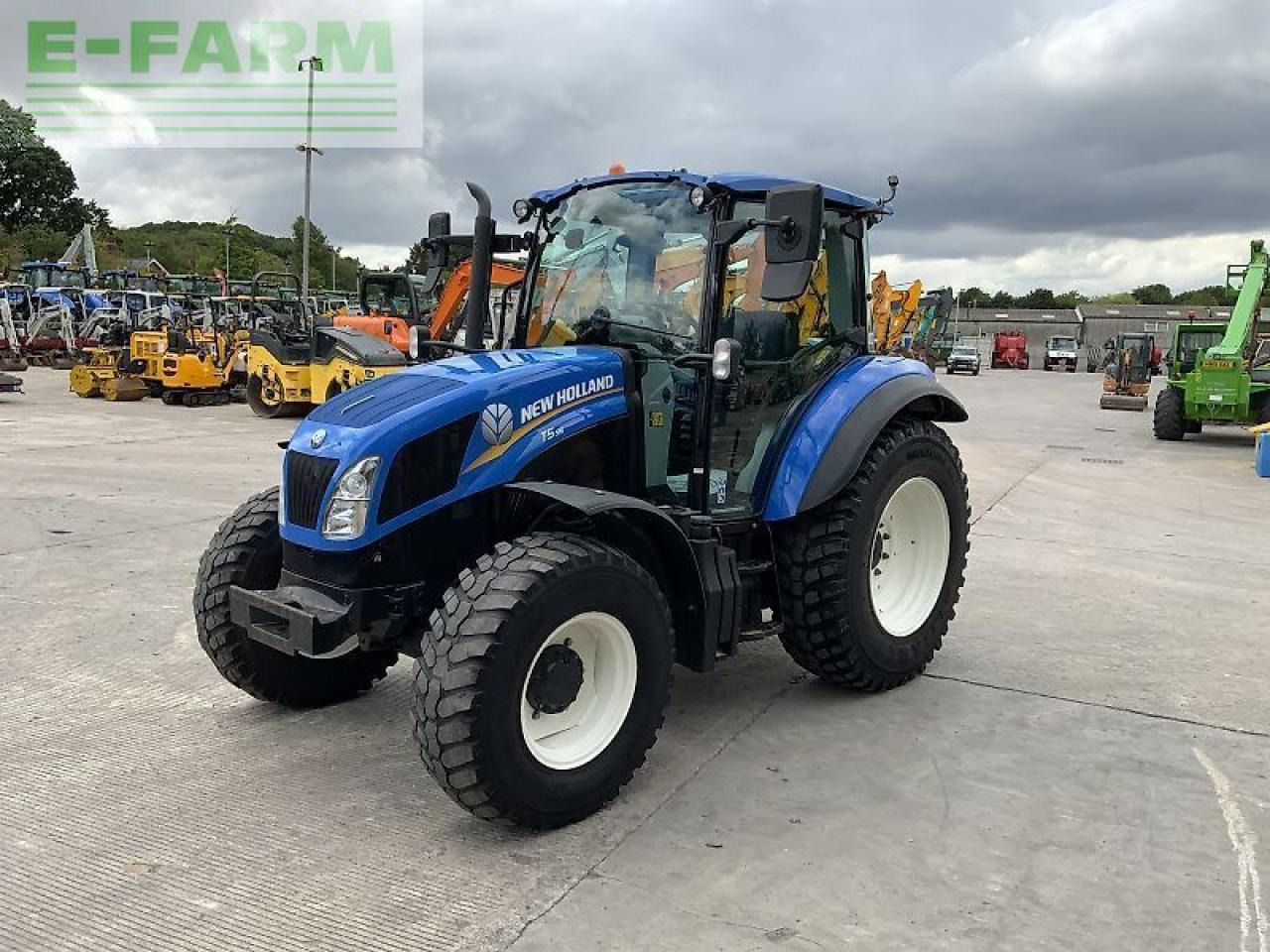 Tractor New Holland t5.95: foto 8