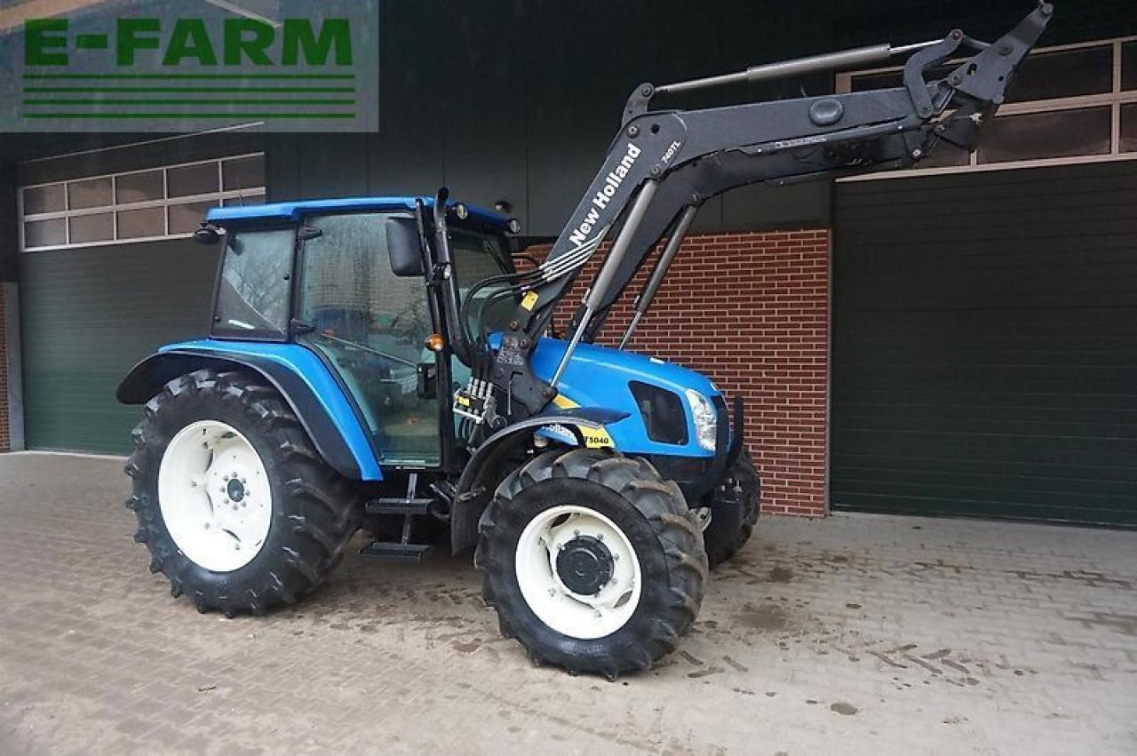New Holland t5040 nur 860 std. - Tractor: foto 1 New Holland t5040 nur 860 std. - Tractor: foto 1
