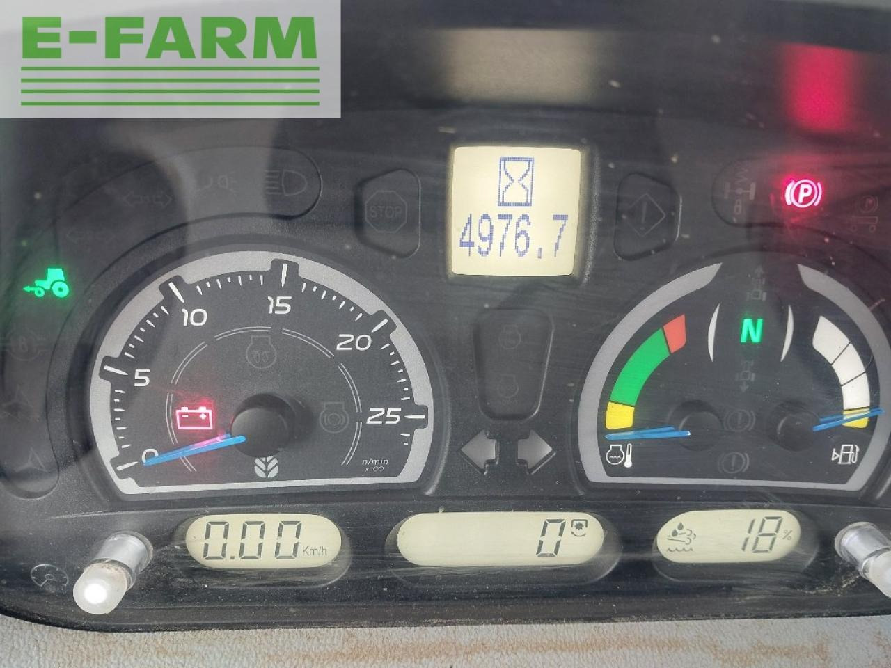 New Holland t6.155 - Tractor: foto 5 New Holland t6.155 - Tractor: foto 5