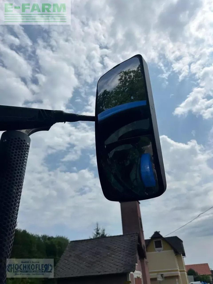 New Holland t6.175 dynamic command (stage v) - Tractor: foto 3 New Holland t6.175 dynamic command (stage v) - Tractor: foto 3