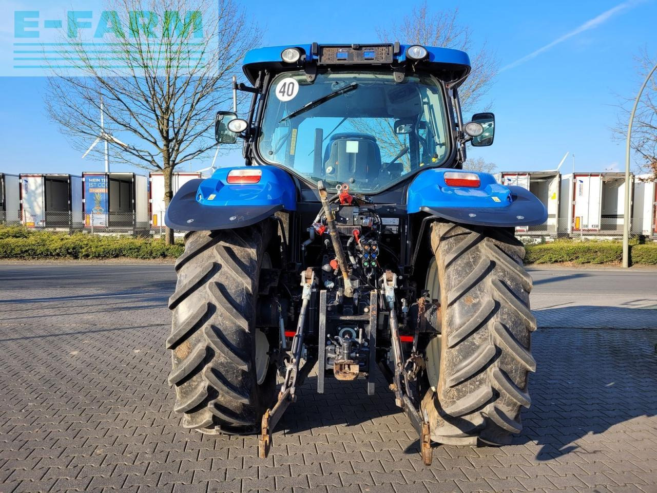 New Holland t6020 elite Elite - Tractor: foto 4 New Holland t6020 elite Elite - Tractor: foto 4