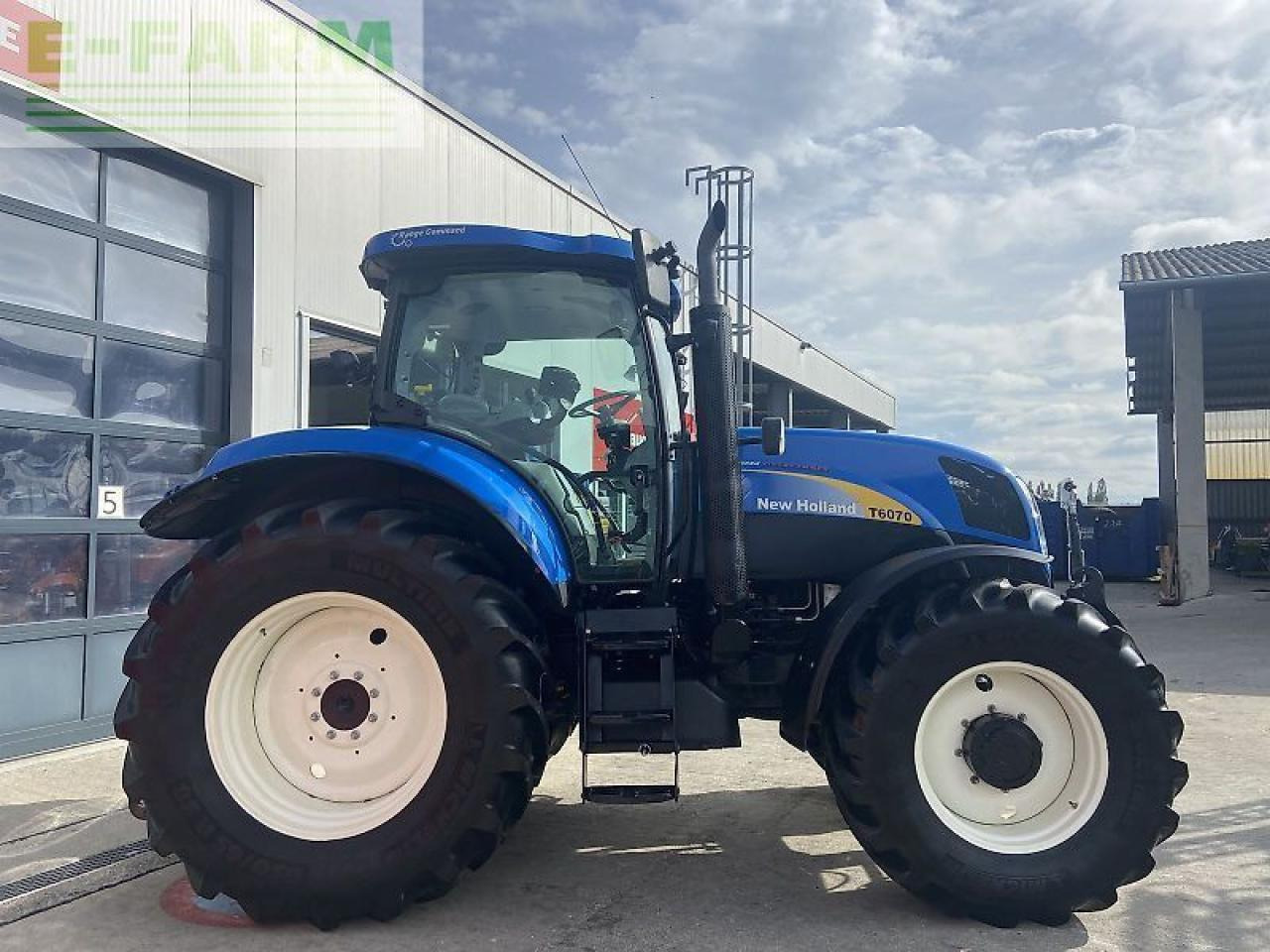 New Holland t6070 range & power command - Tractor: foto 4 New Holland t6070 range & power command - Tractor: foto 4