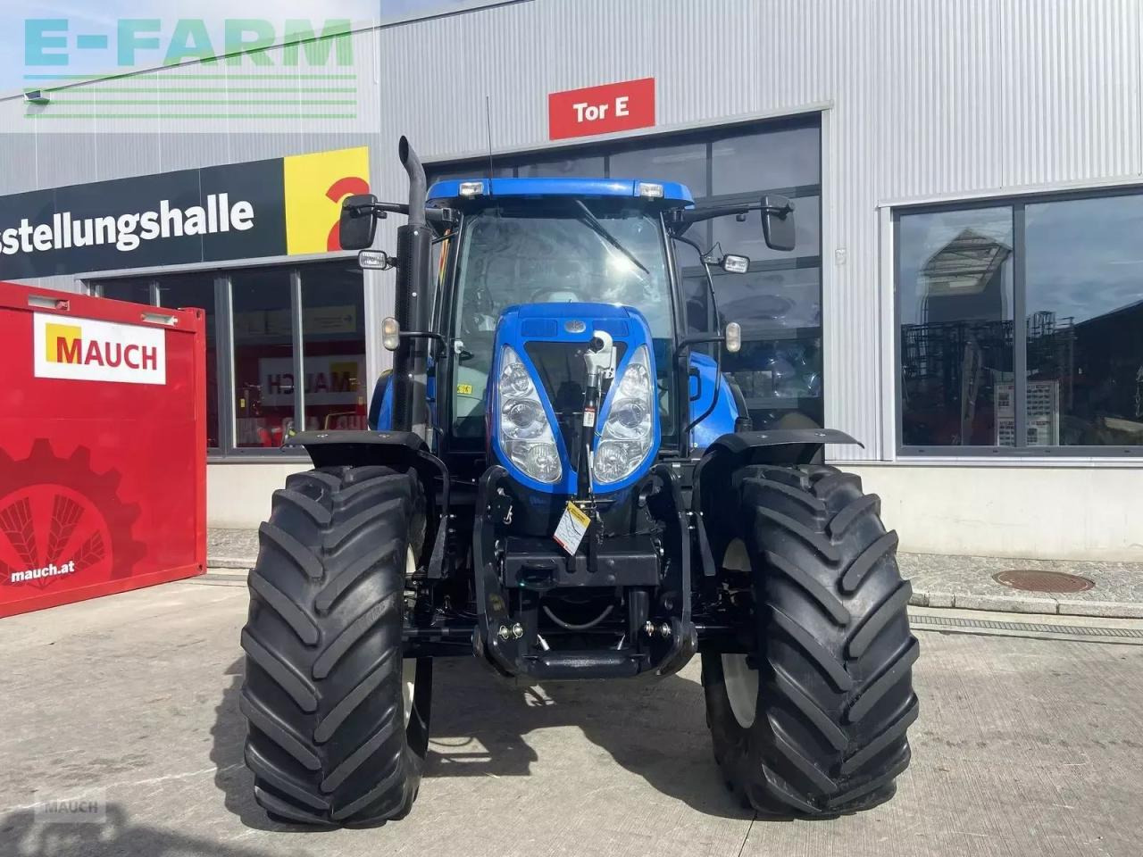 New Holland t6070 range & power command - Tractor: foto 2 New Holland t6070 range & power command - Tractor: foto 2