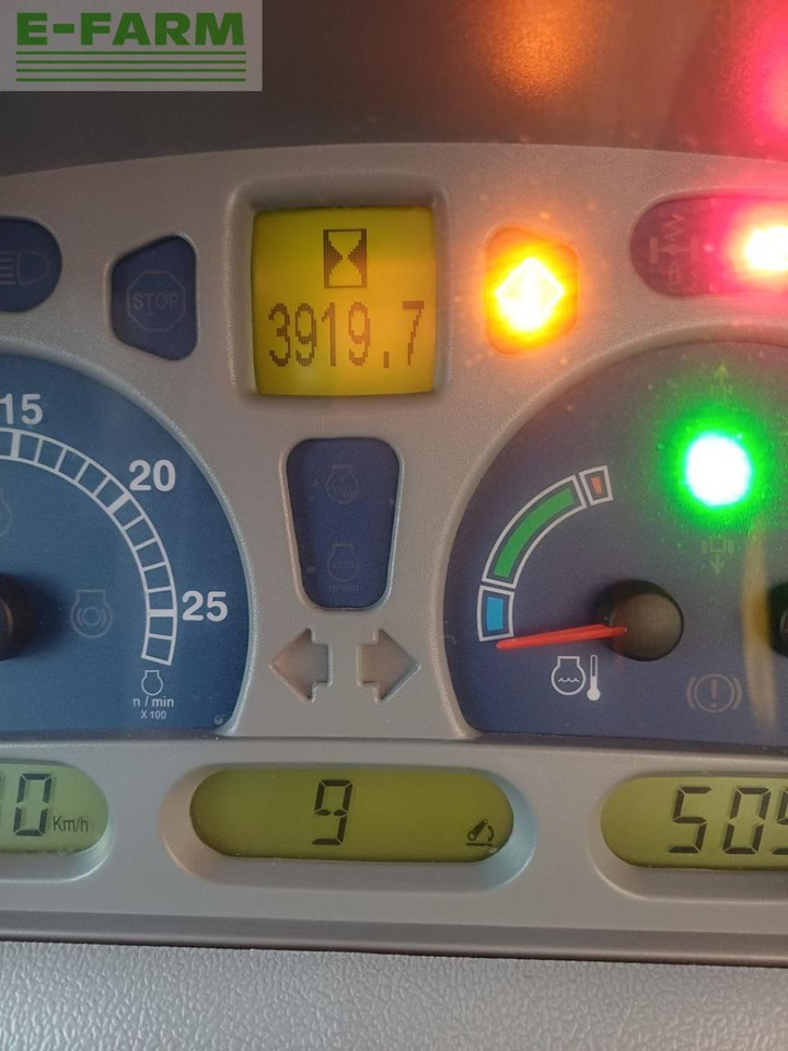 Tractor New Holland t6090 range & power command: foto 9 Tractor New Holland t6090 range & power command: foto 9