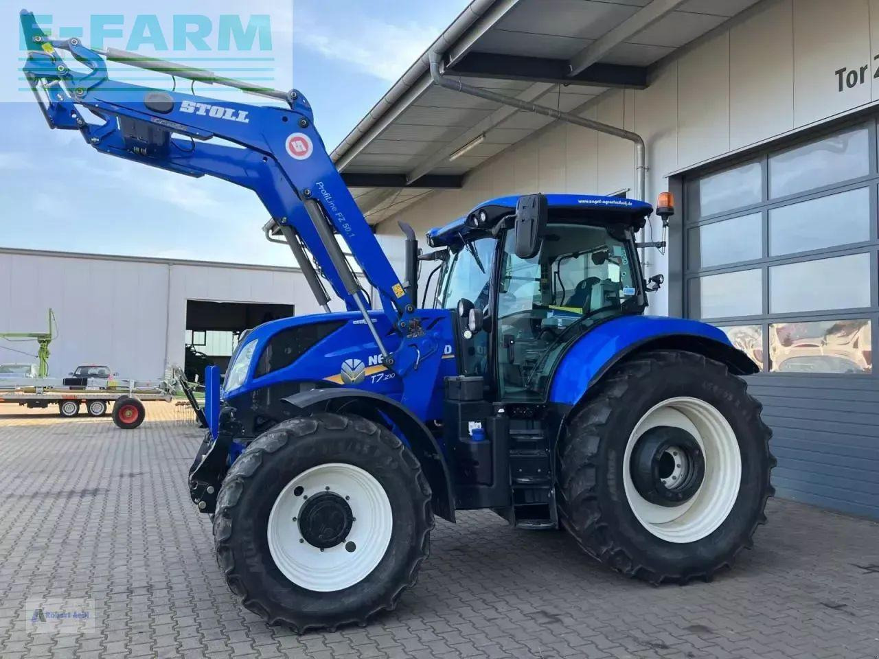 New Holland t7.210 ac - Tractor: foto 1 New Holland t7.210 ac - Tractor: foto 1