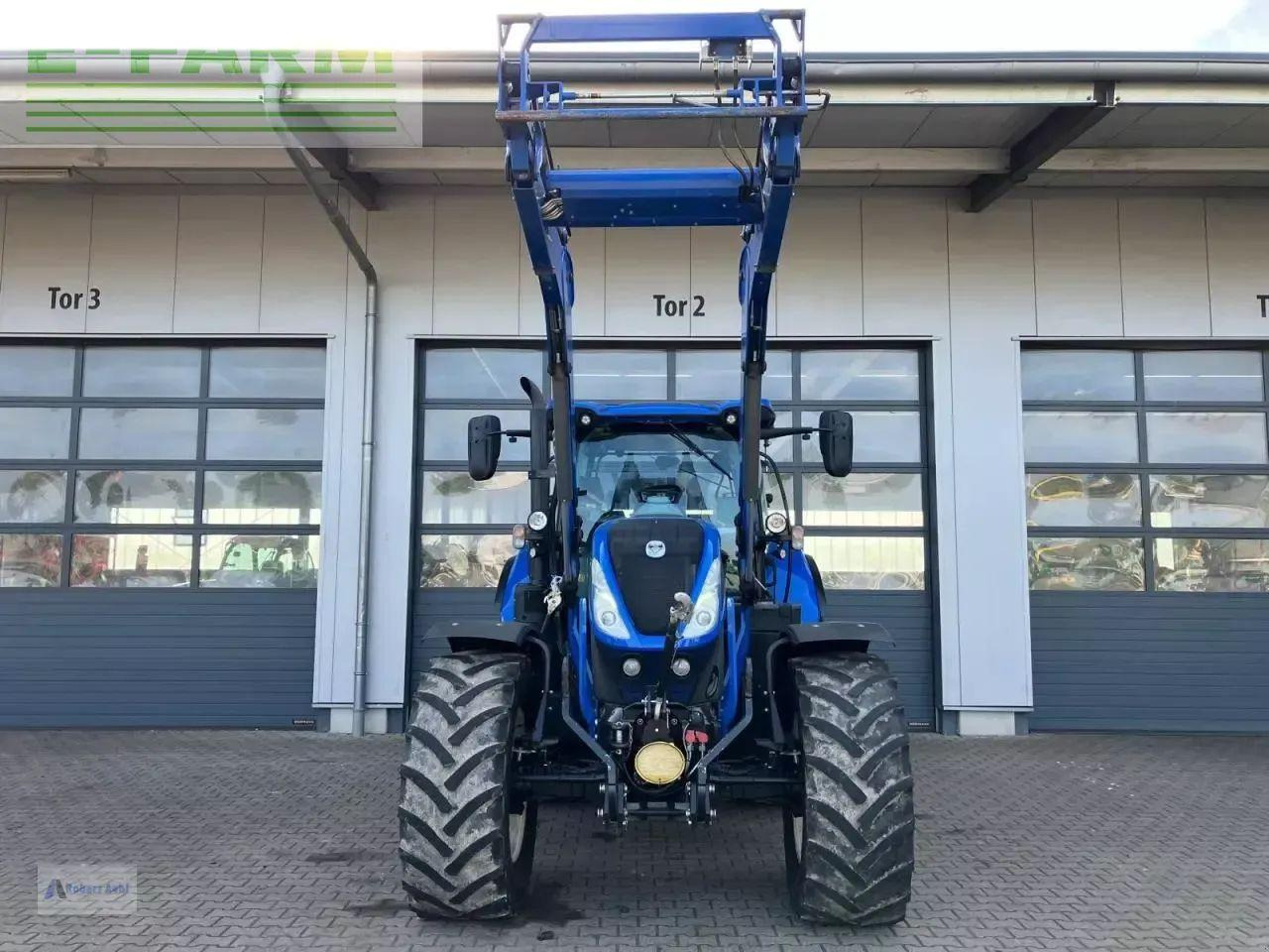 New Holland t7.210 ac - Tractor: foto 3 New Holland t7.210 ac - Tractor: foto 3