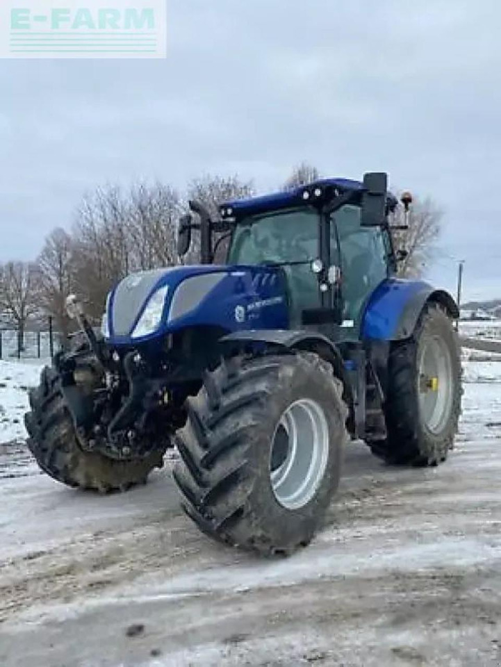 New Holland t7.210 autocommand blue power - Tractor: foto 2 New Holland t7.210 autocommand blue power - Tractor: foto 2