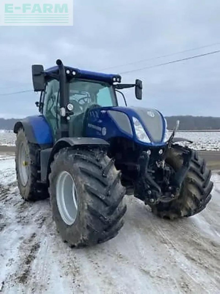 New Holland t7.210 autocommand blue power - Tractor: foto 1 New Holland t7.210 autocommand blue power - Tractor: foto 1