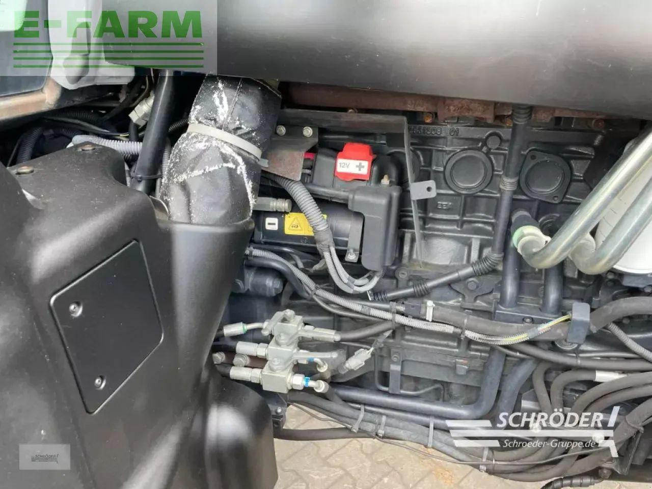 New Holland t7.220 ac + rtk - Tractor: foto 5 New Holland t7.220 ac + rtk - Tractor: foto 5