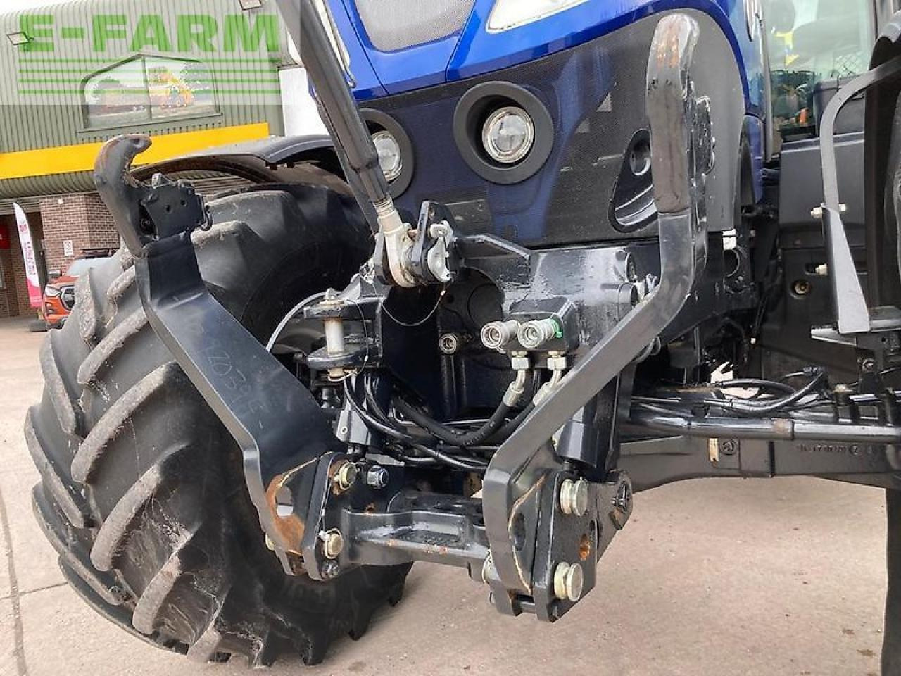 Tractor New Holland t7.225: foto 6
