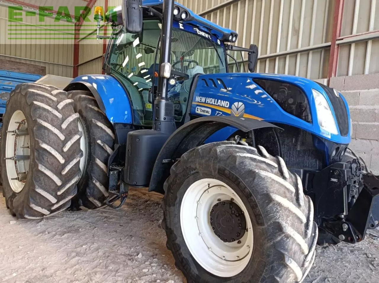 New Holland t7.230 - Tractor: foto 2 New Holland t7.230 - Tractor: foto 2