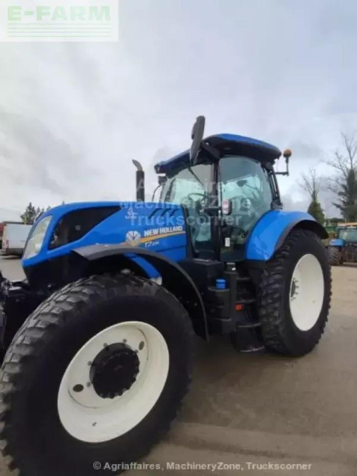 New Holland t7 230 - Tractor: foto 3 New Holland t7 230 - Tractor: foto 3