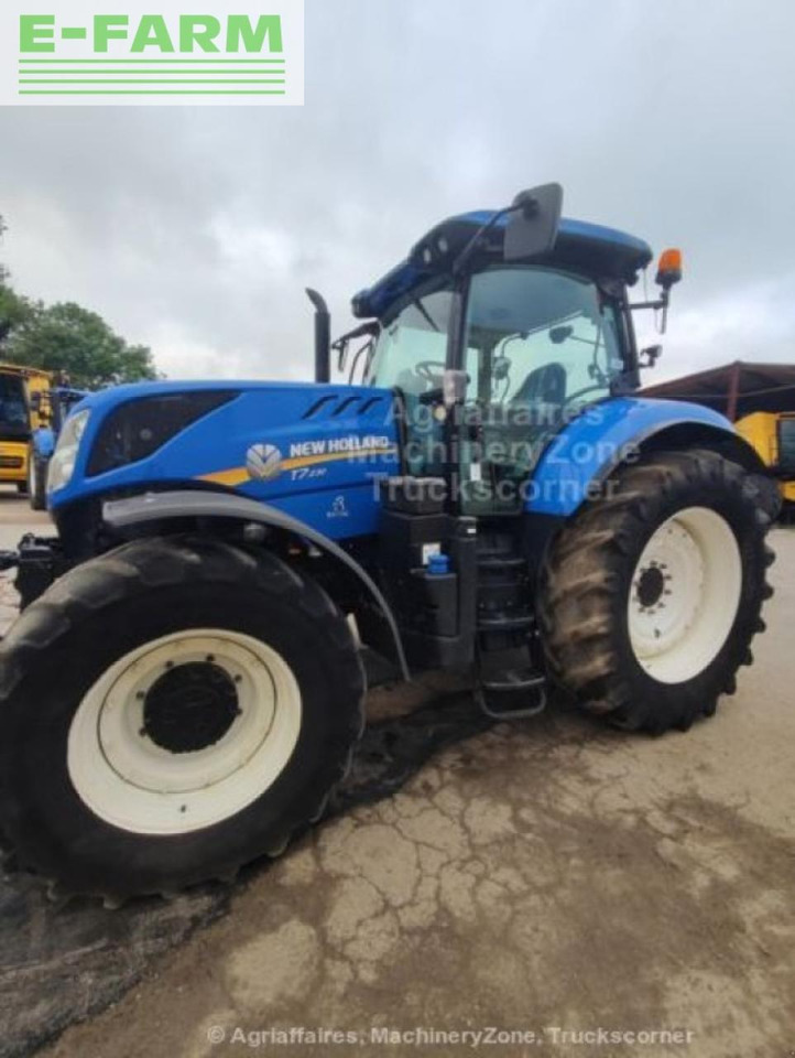 New Holland t7 230 - Tractor: foto 4 New Holland t7 230 - Tractor: foto 4